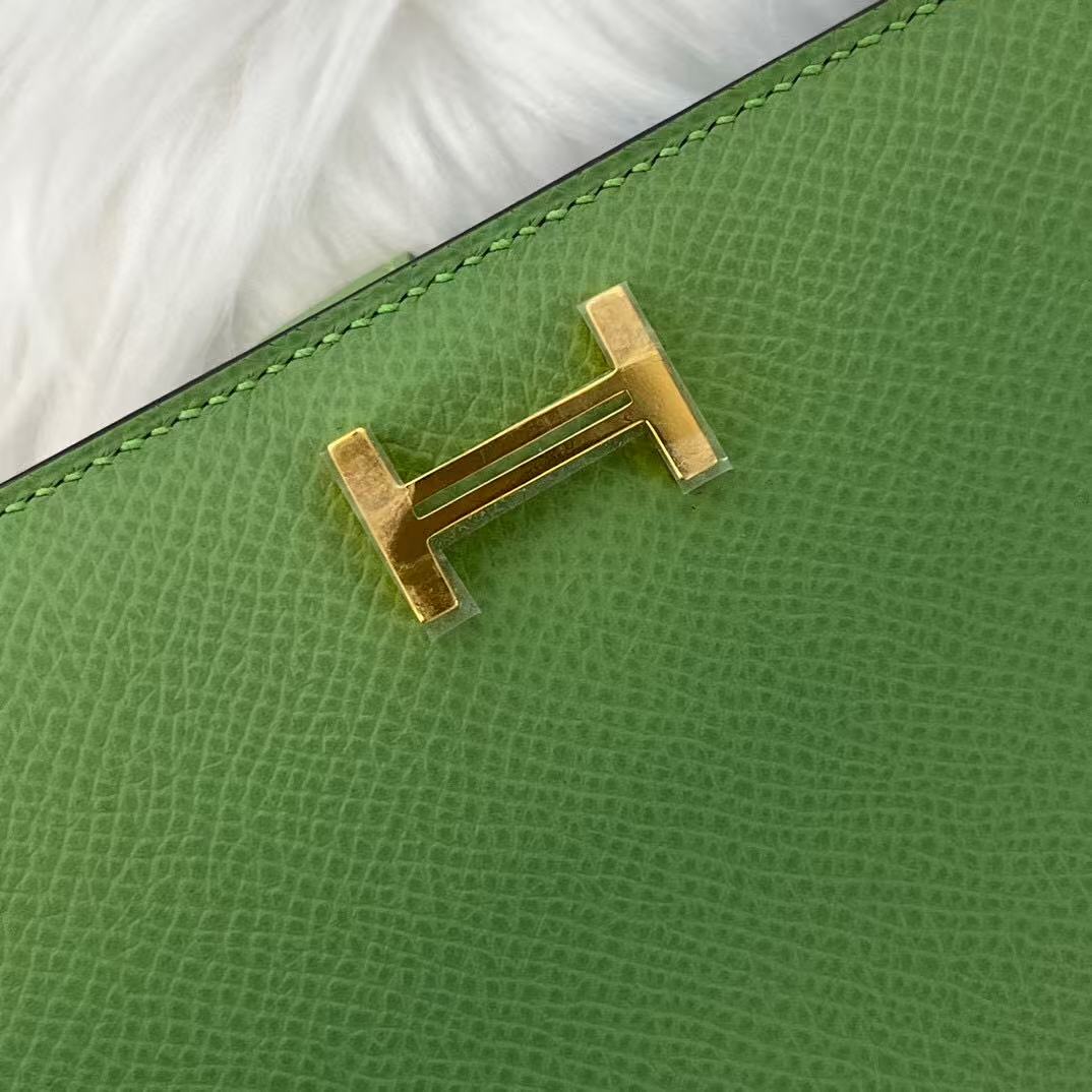 Hermès Long wallet Bearn Soufflet Verso Vert criquet Gold HW Veil Cricket Stamp Y epsom