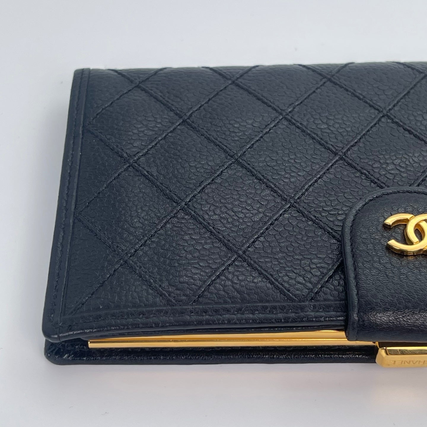 Chanel Black Long Wallet with Kiss-Lock Coin Purse[Used]