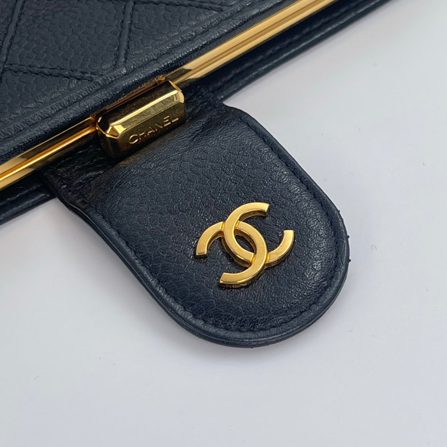 Chanel Black Long Wallet with Kiss-Lock Coin Purse[Used]