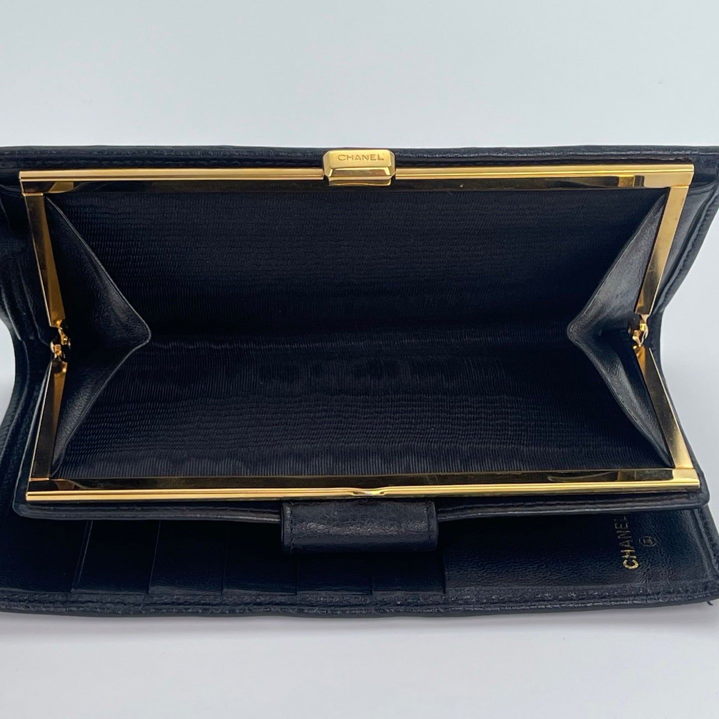 Chanel Black Long Wallet with Kiss-Lock Coin Purse[Used]