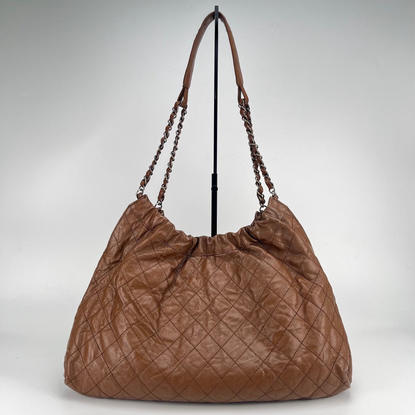 Chanel Brown Caviar Leather Chain Shoulder Bag [Used]