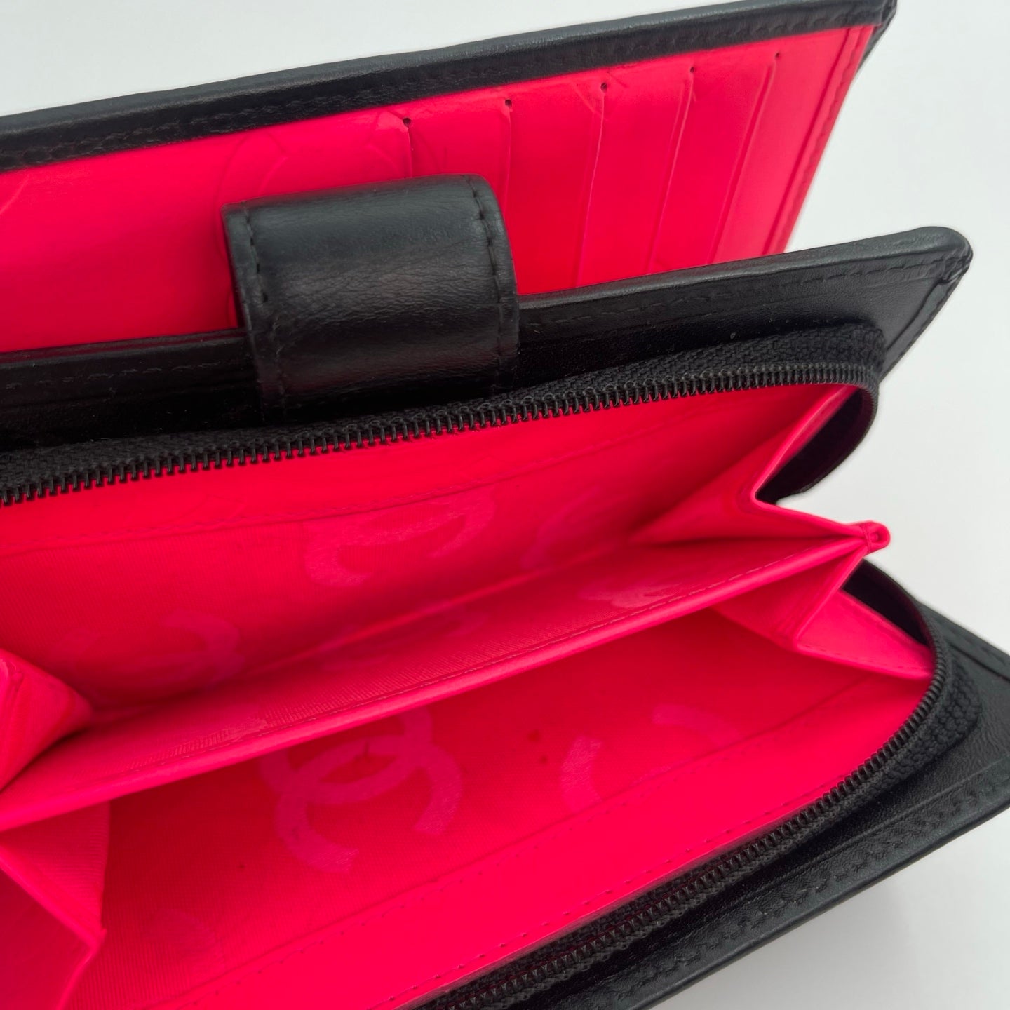 Chanel Matelassé Cambon Bifold Medium Wallet in Black Lambskin [Used]