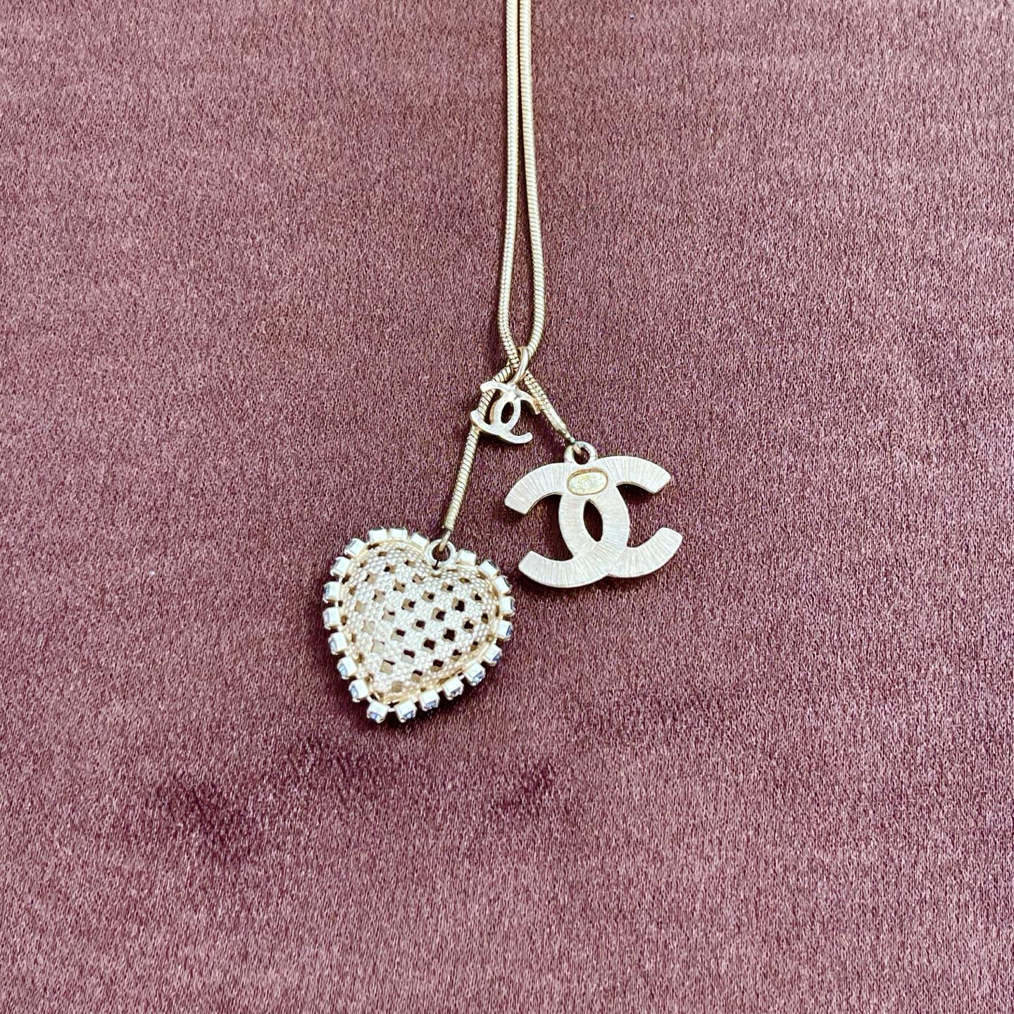 Chanel Heart CC Chain Bracelet Gold Rhinestone 01P[Used]