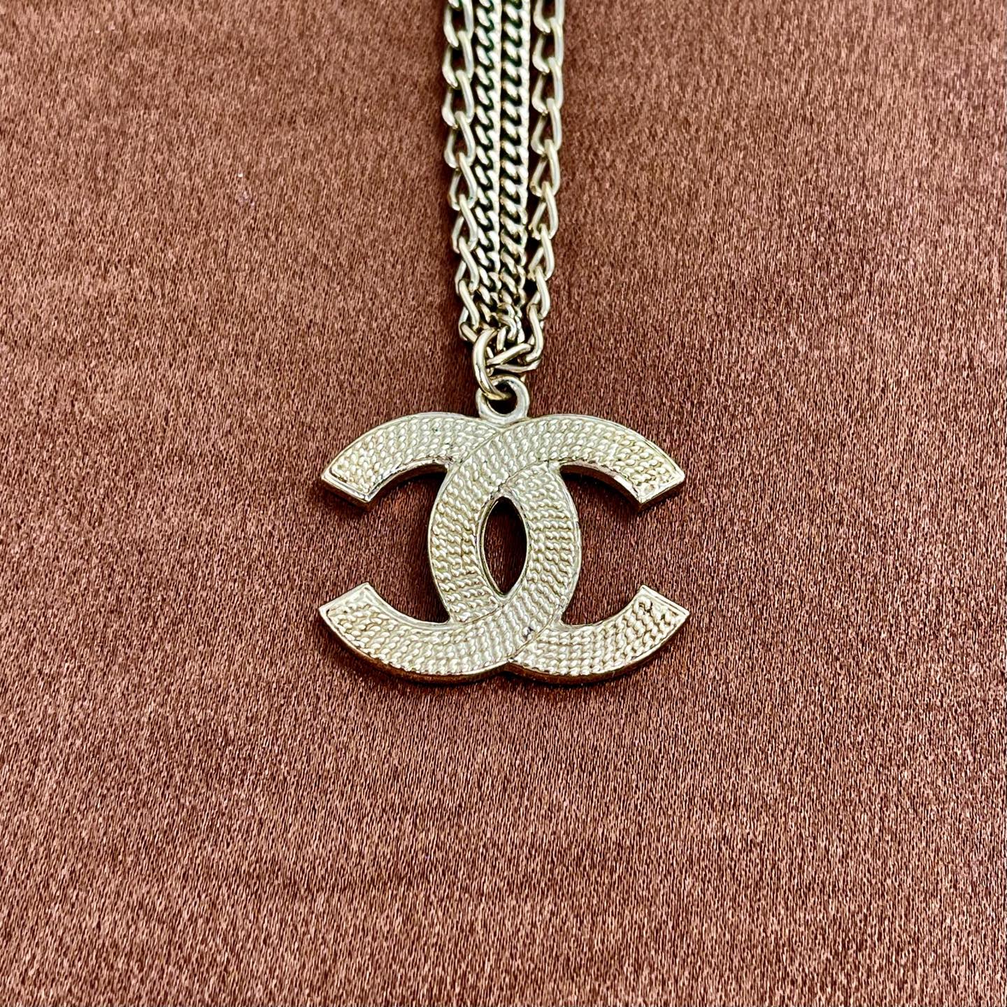 Chanel Large COCO Mark Double-Layer Chain Necklace[Used]