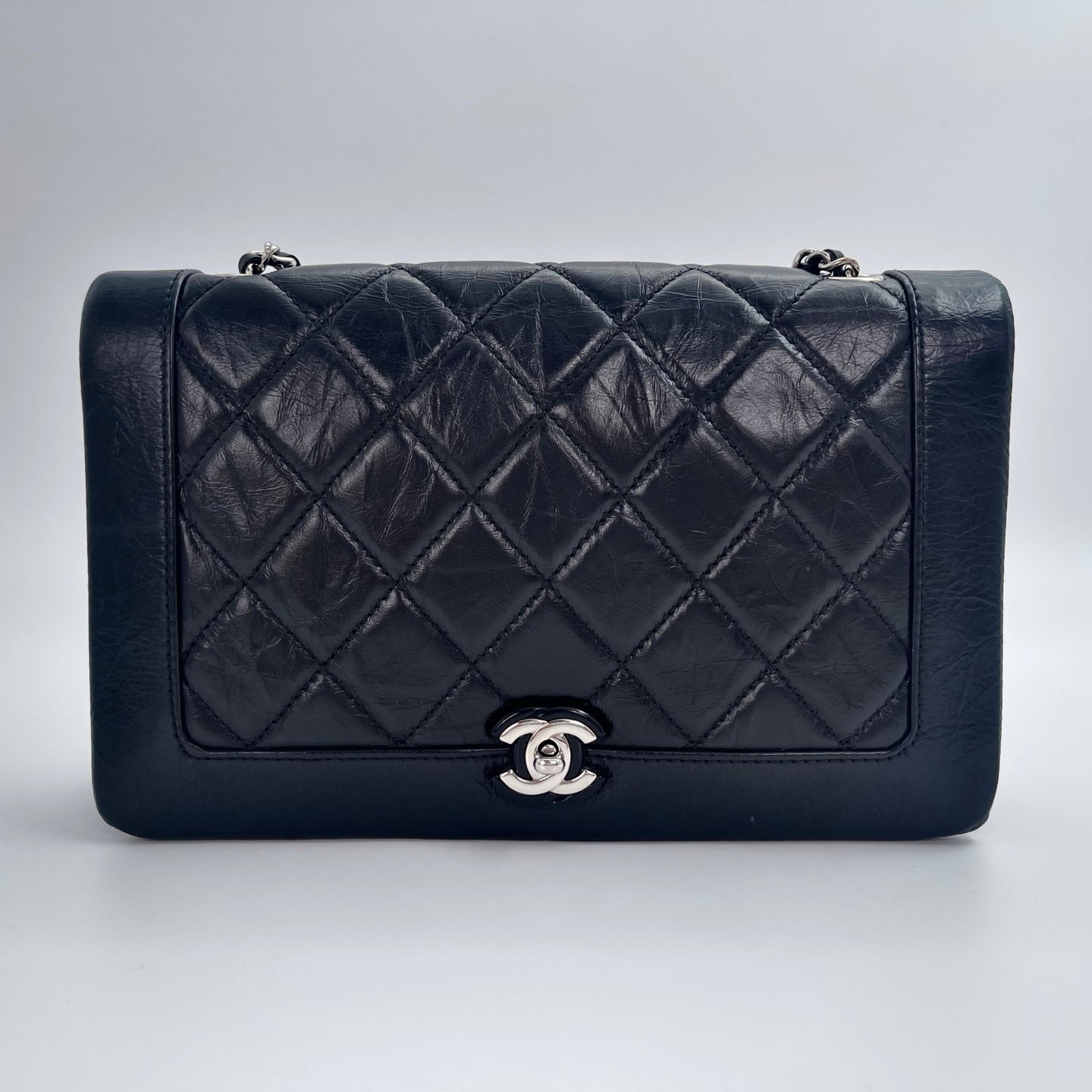 Chanel Glazed Calfskin Flap WOC Chain Bag – Black & Silver [Used]