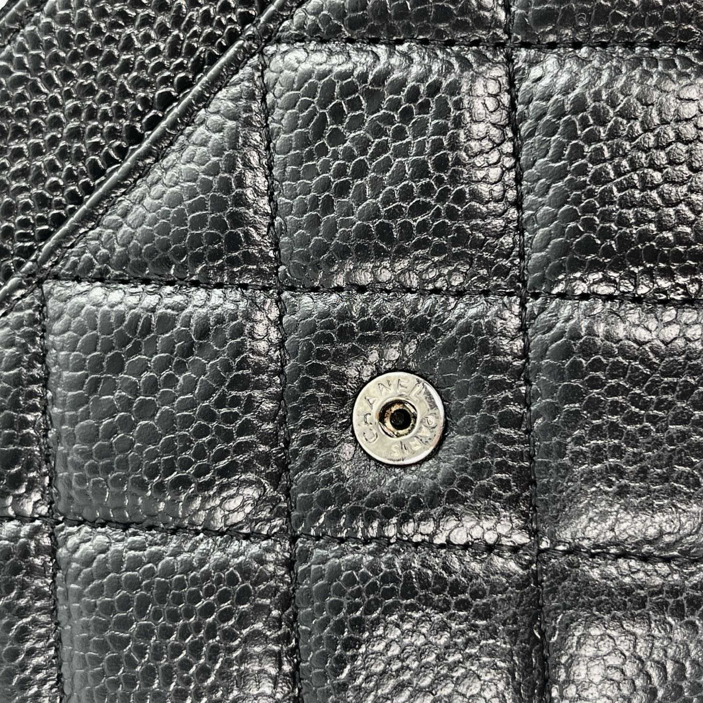 Chanel Classic Caviar Leather WOC Chain Bag – Black & Silver [Used]