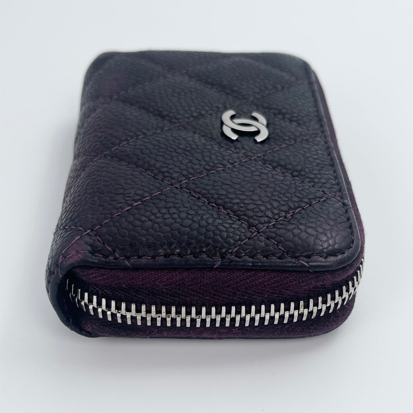 Chanel Distressed Calfskin Zipped Coin & Card Holder – Dark Purple / Silver-tone [Used]