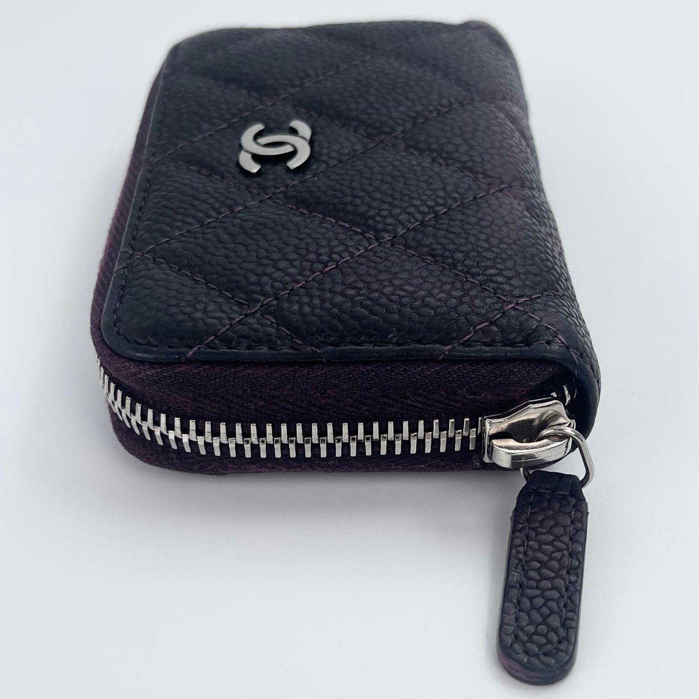 Chanel Distressed Calfskin Zipped Coin & Card Holder – Dark Purple / Silver-tone [Used]