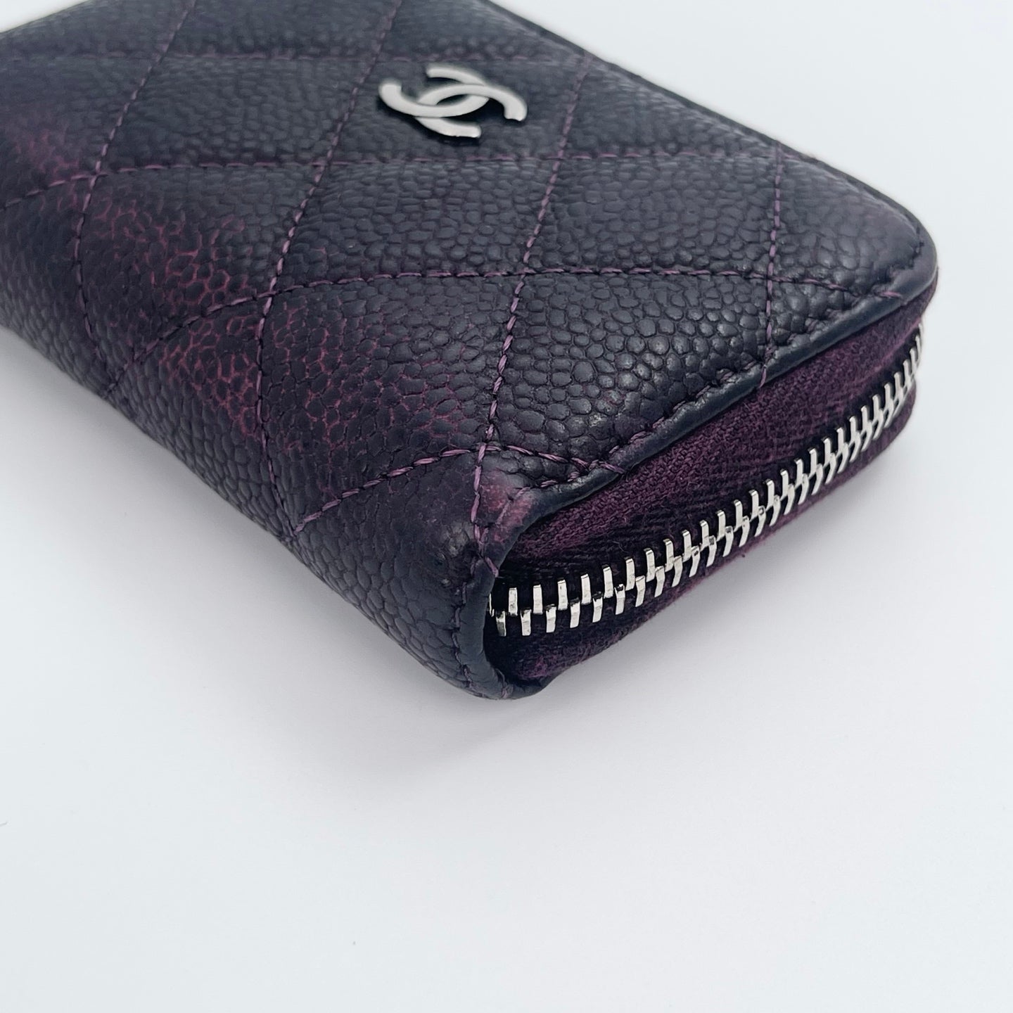 Chanel Distressed Calfskin Zipped Coin & Card Holder – Dark Purple / Silver-tone [Used]