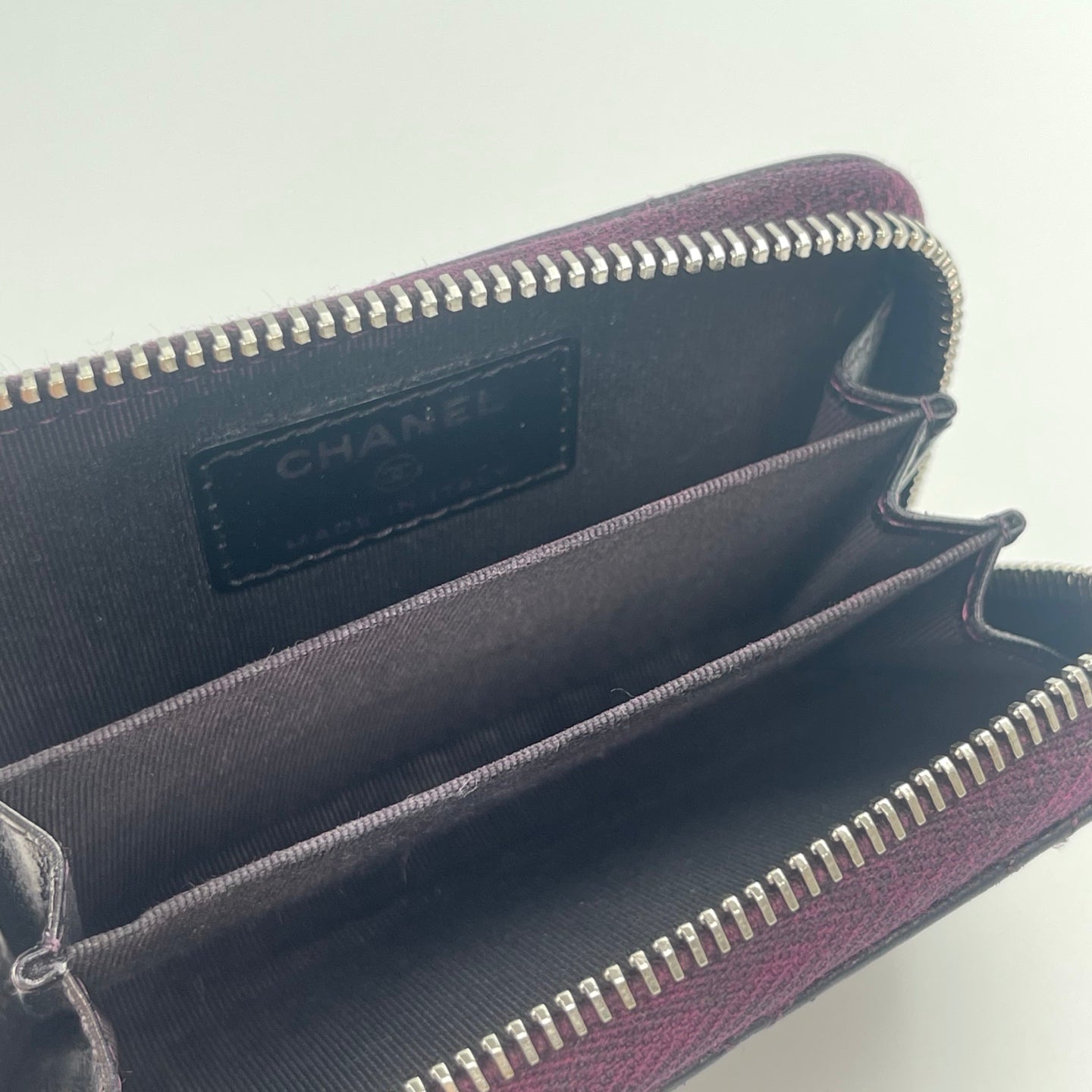 Chanel Distressed Calfskin Zipped Coin & Card Holder – Dark Purple / Silver-tone [Used]