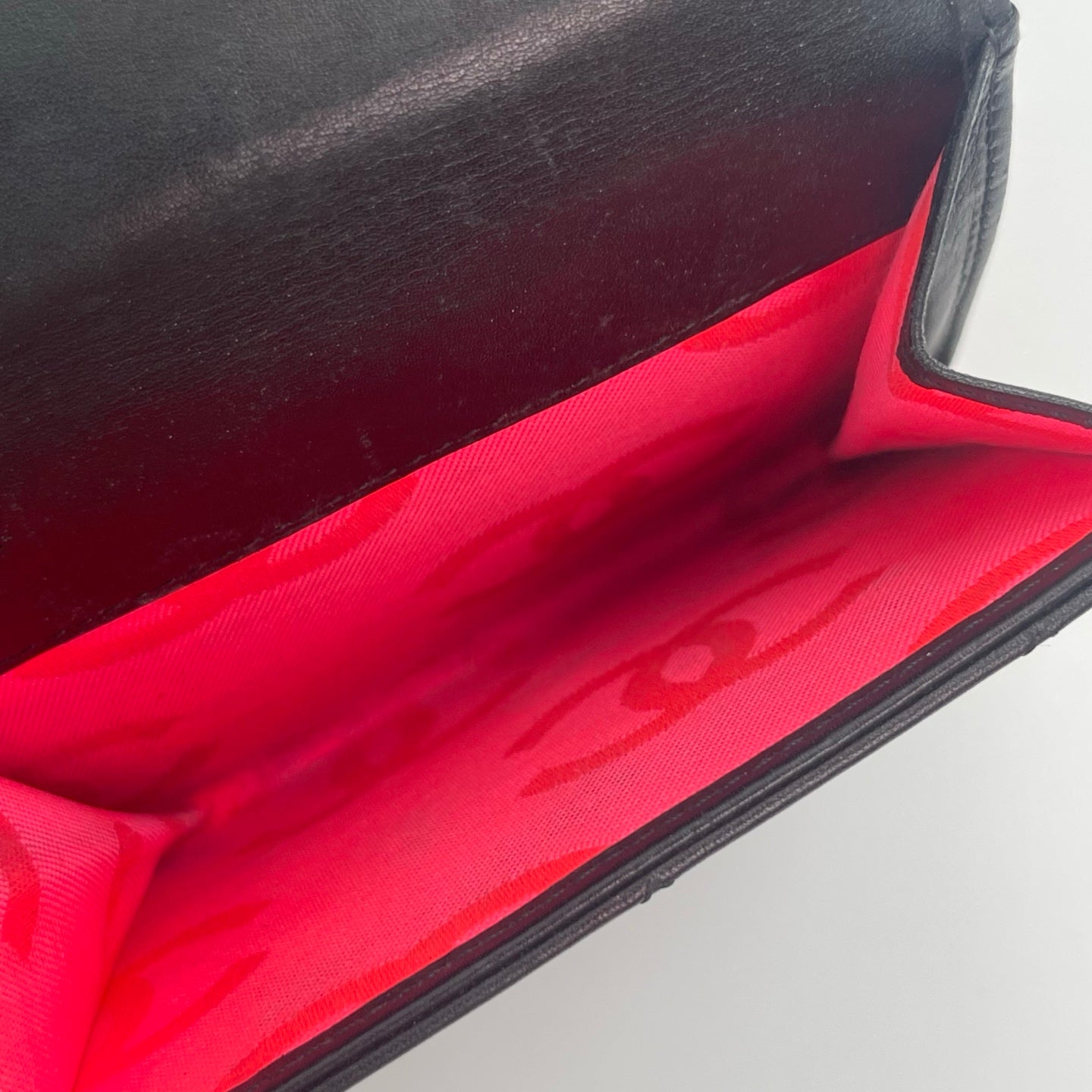Chanel Cambon Ligne Compact Bi-Fold Wallet – Black / Neon Pink [Used]