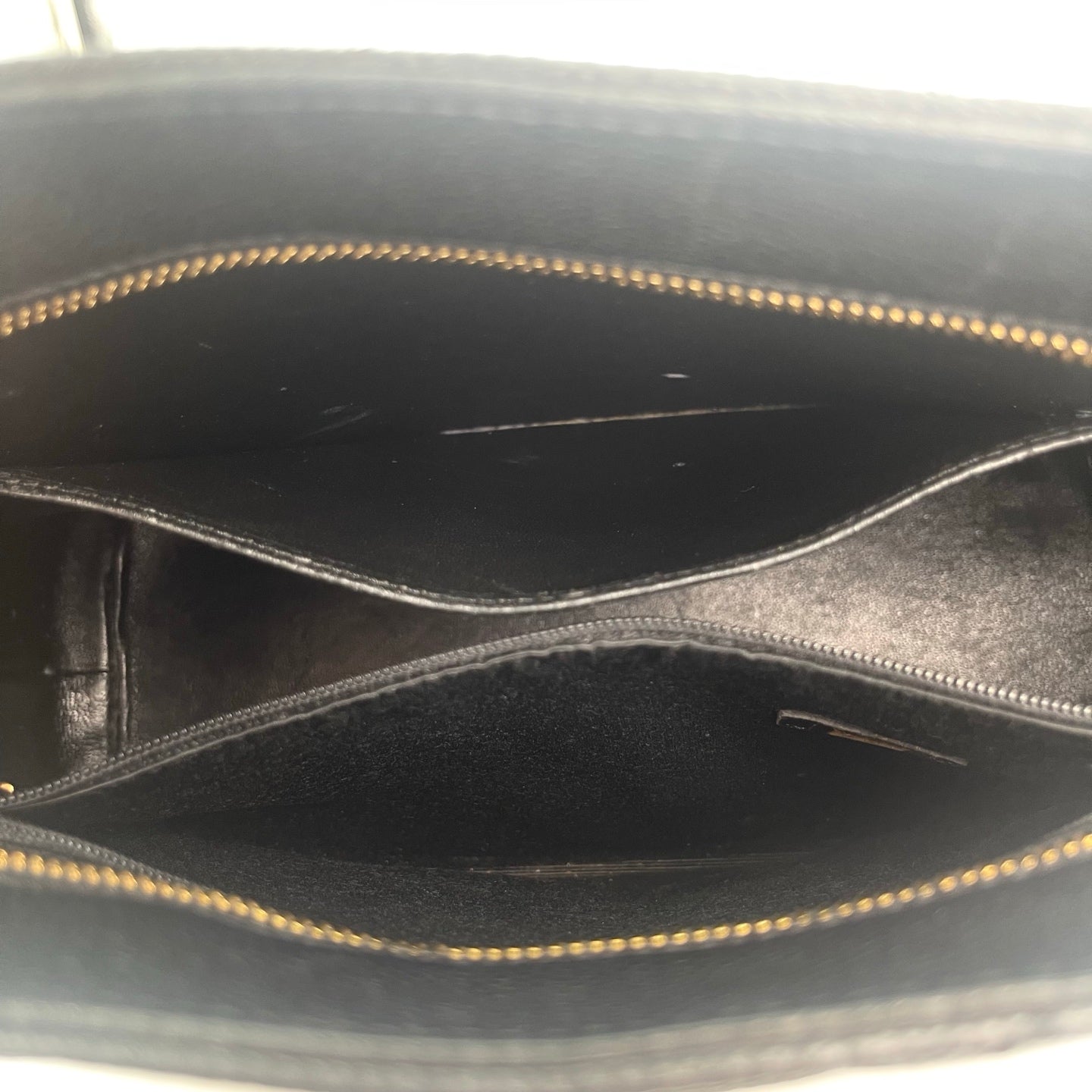 Chanel Caviar Leather Executive Cerf Tote – Black / Gold-tone [Used]