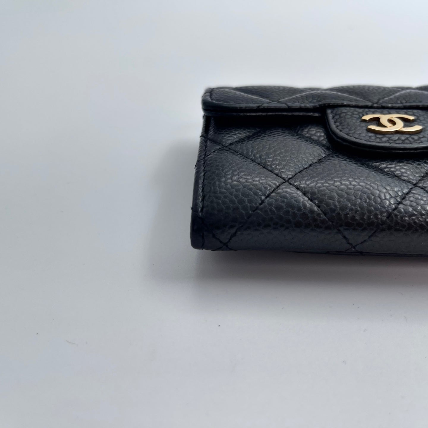Chanel Quilted Caviar Leather Card Holder – Black/Gold [Used]