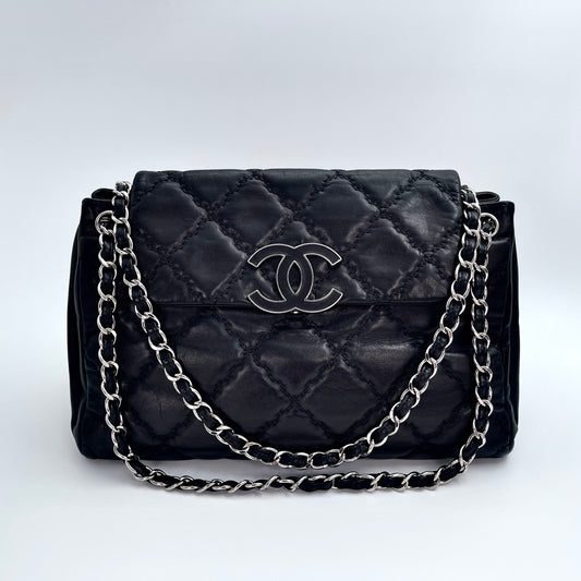 Chanel Caviar Leather Out-Seam Enamel Buckle Shoulder Tote – Black [Used]