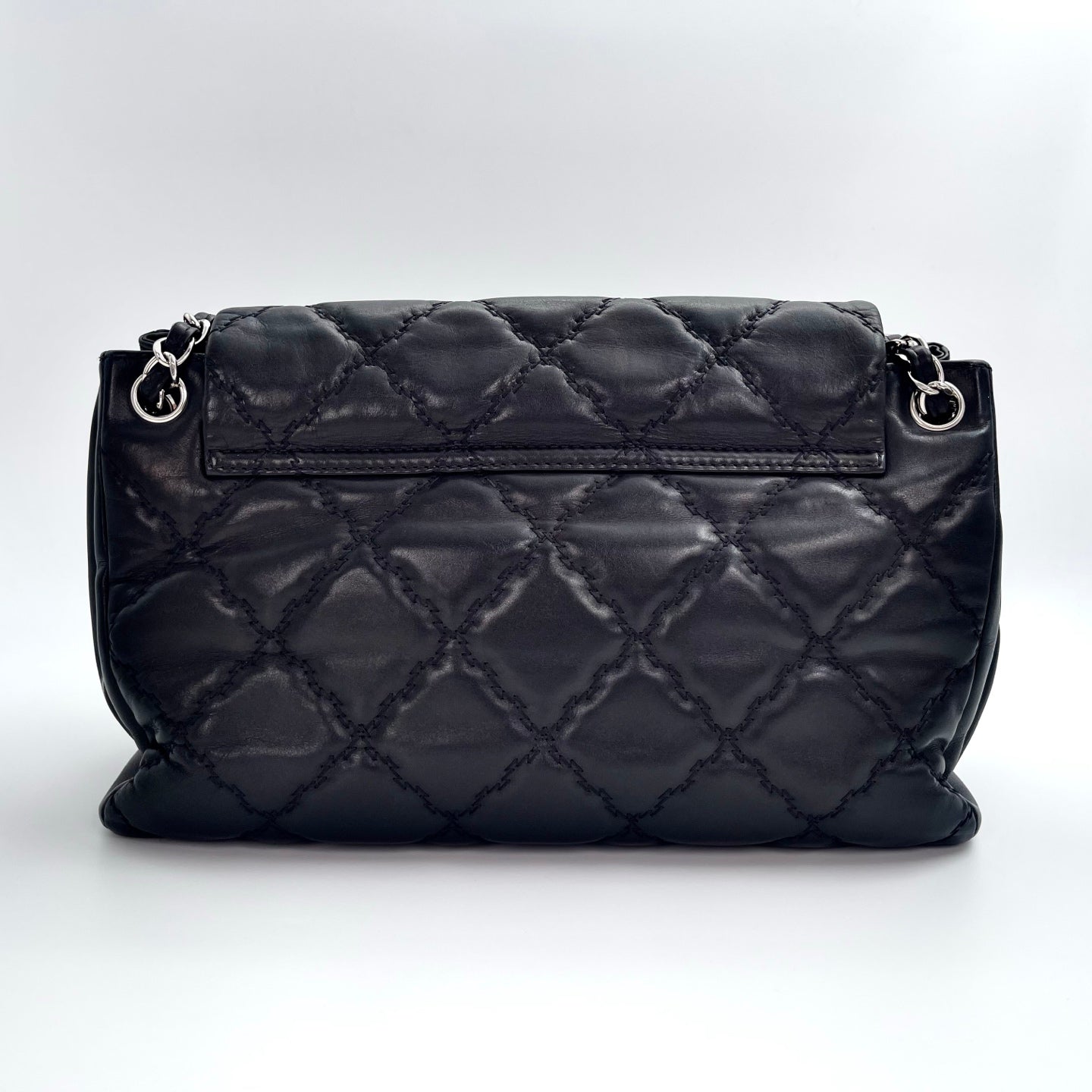 Chanel Caviar Leather Out-Seam Enamel Buckle Shoulder Tote – Black [Used]