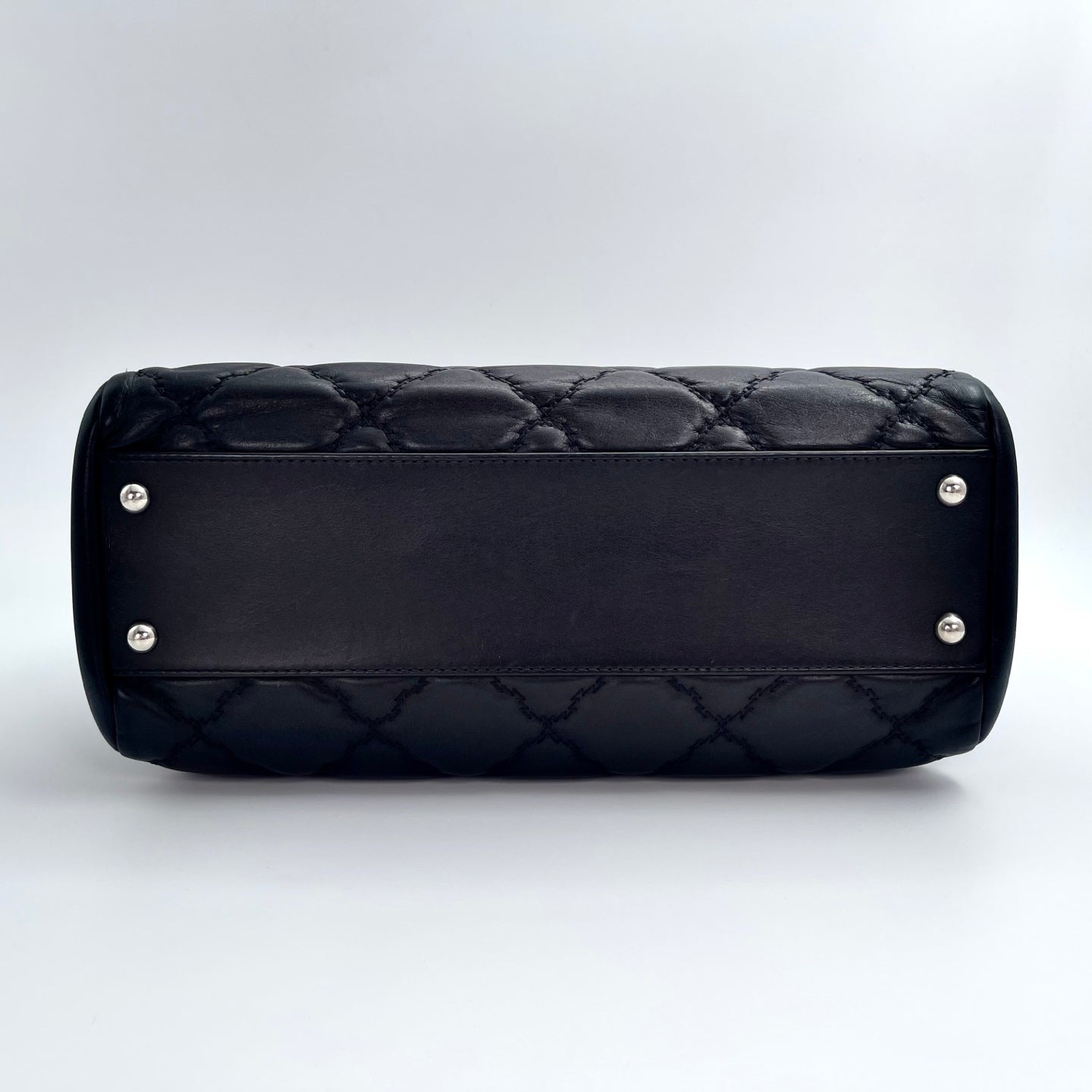 Chanel Caviar Leather Out-Seam Enamel Buckle Shoulder Tote – Black [Used]