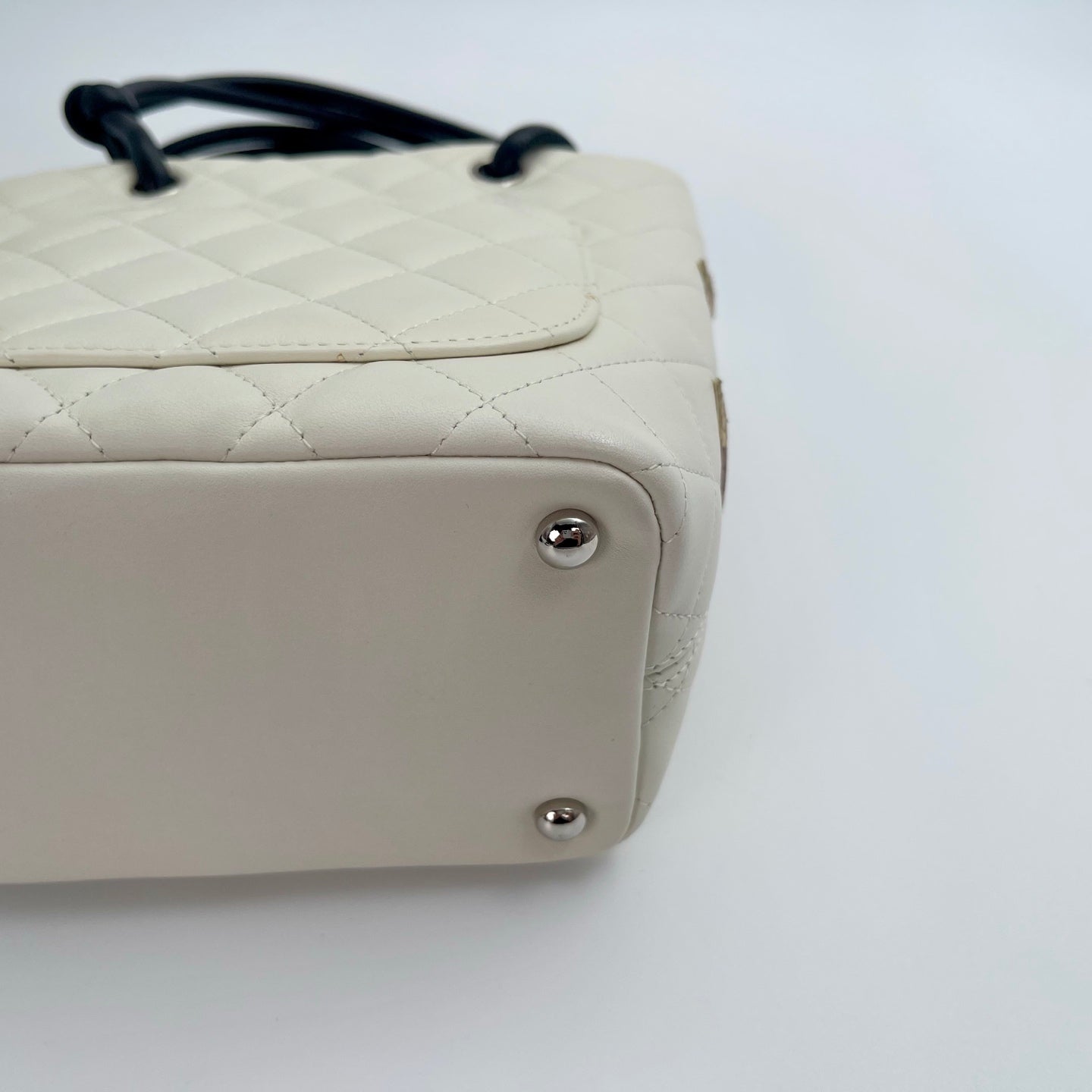 Chanel Pearl White Calfskin Python Trim Cambon Ligne Tote Bag – Pearl White [Used]