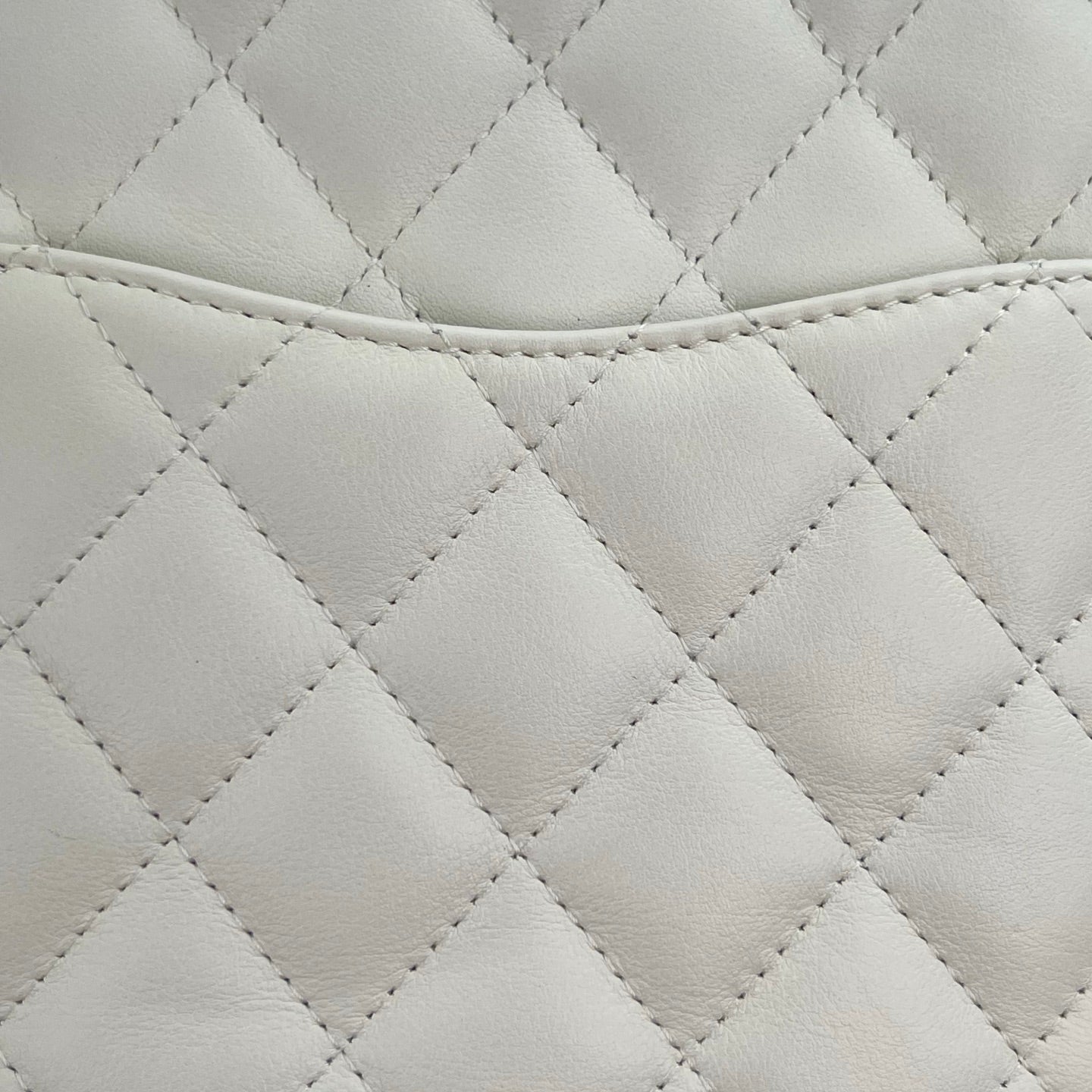 Chanel Pearl White Calfskin Python Trim Cambon Ligne Tote Bag – Pearl White [Used]