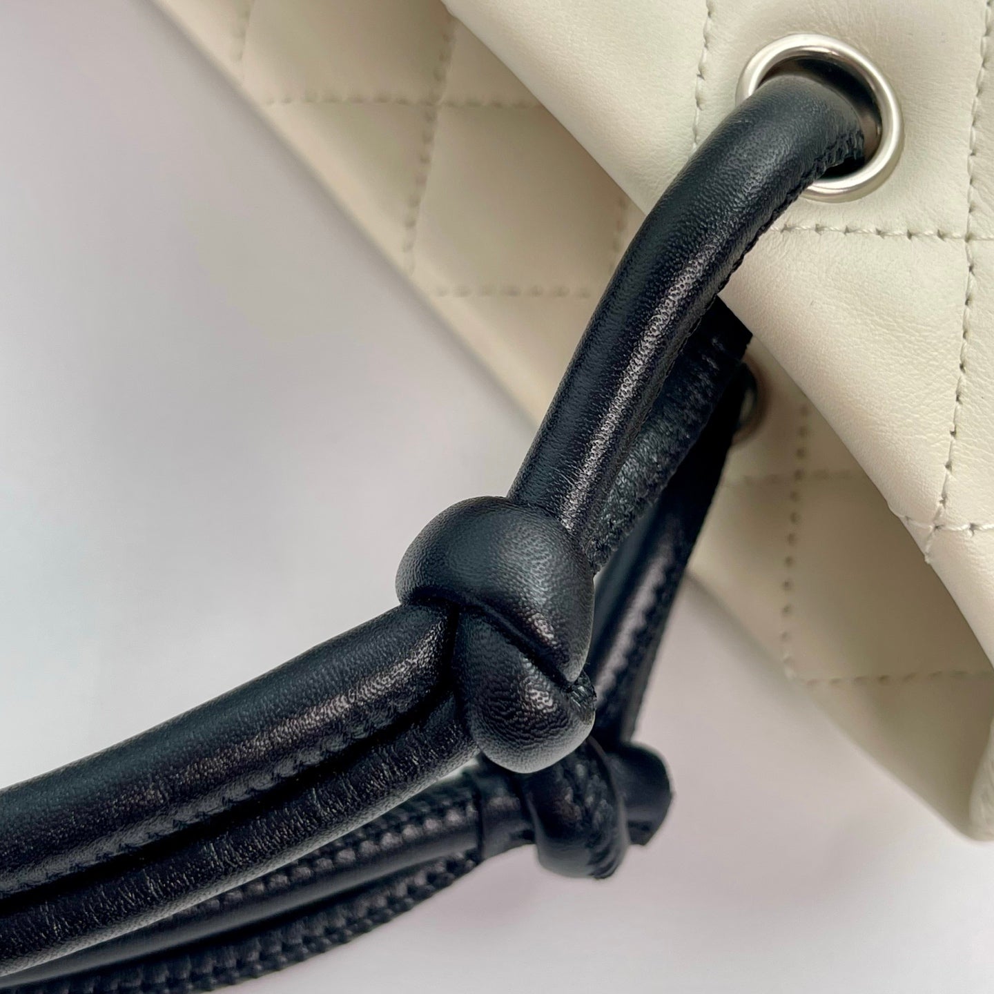 Chanel Pearl White Calfskin Python Trim Cambon Ligne Tote Bag – Pearl White [Used]