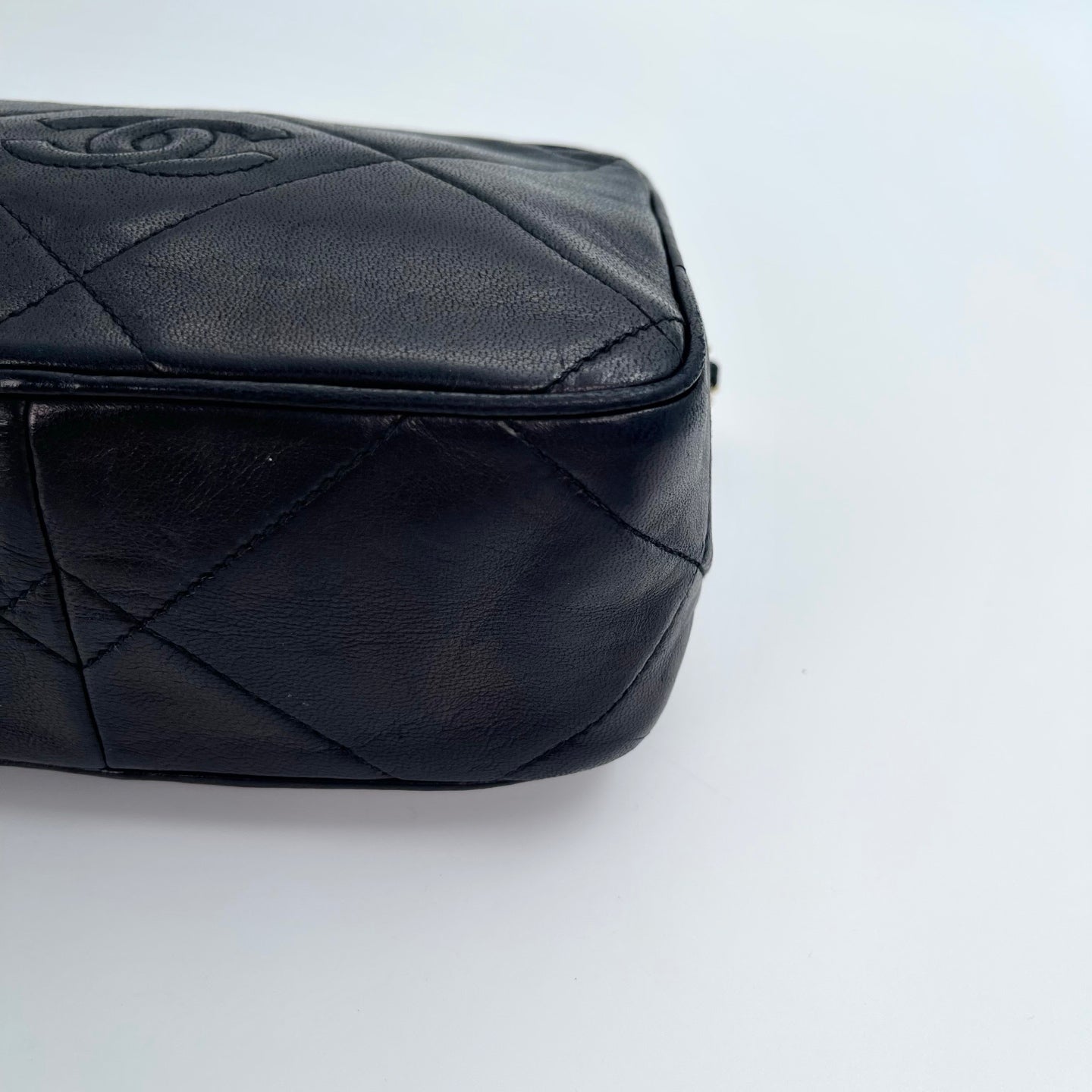 Chanel Black Lambskin Double-Sided CC Tassel Chain Camera Bag – Black/Gold [Used]