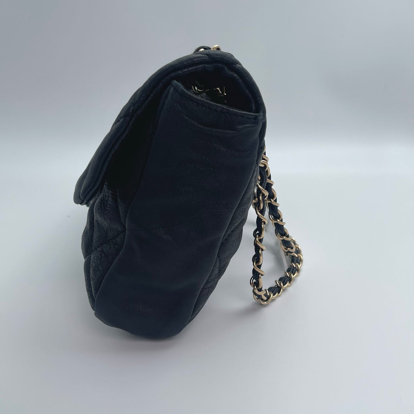 Chanel Black and Gold Lambskin Puffy Classic Flap Shoulder Bag – Black/Gold [Used]