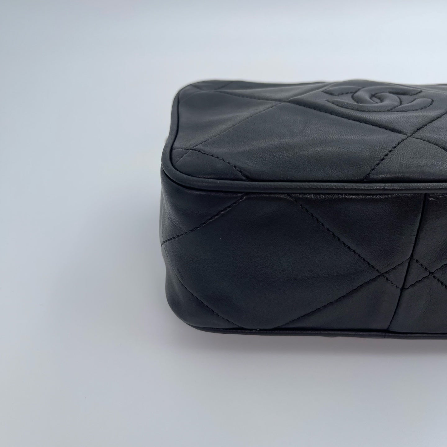 Chanel Black/Gold Lambskin Double-Sided CC Tassel Chain Camera Bag [Used]
