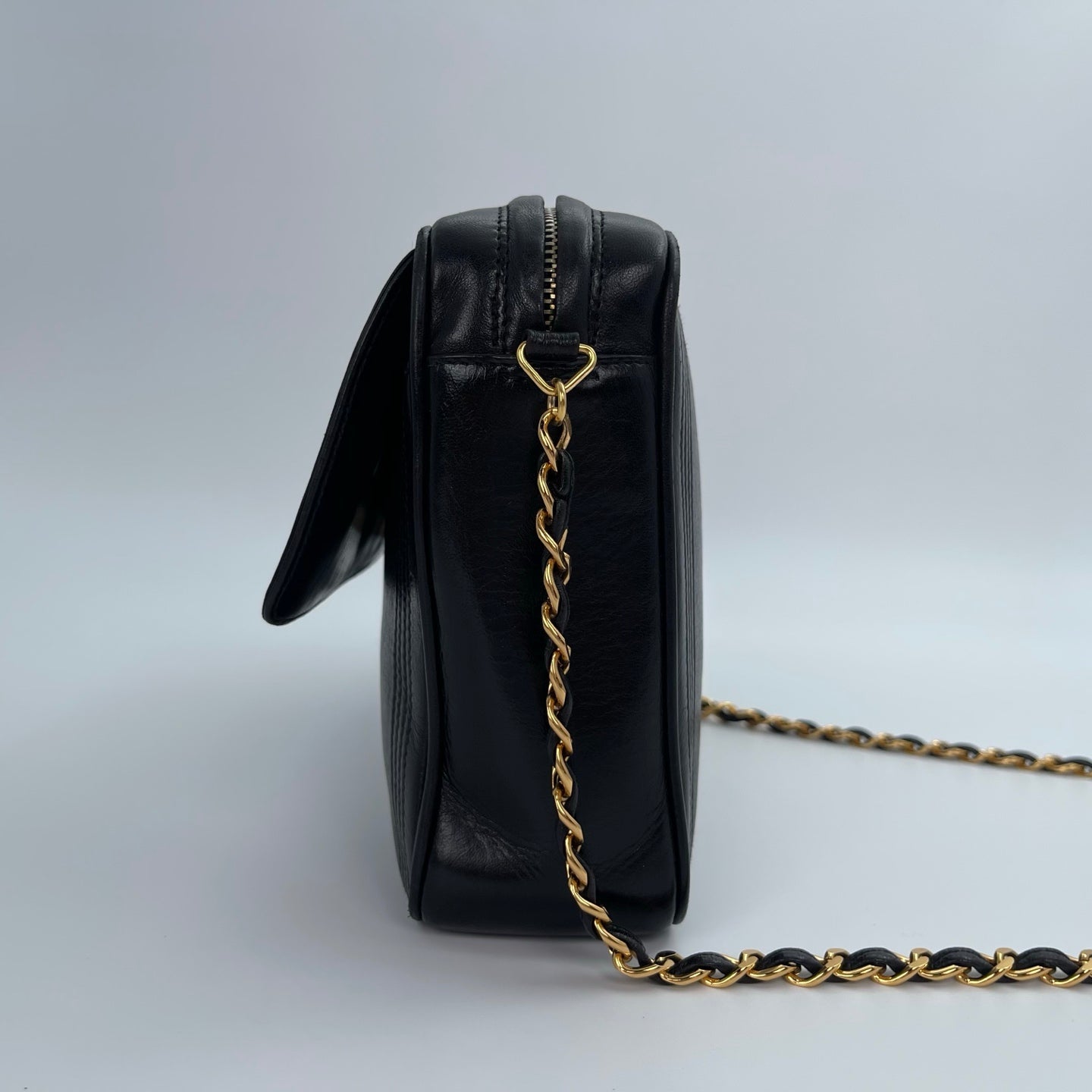 Chanel Black Lambskin Chain Shoulder Bag with Fringe [Used]