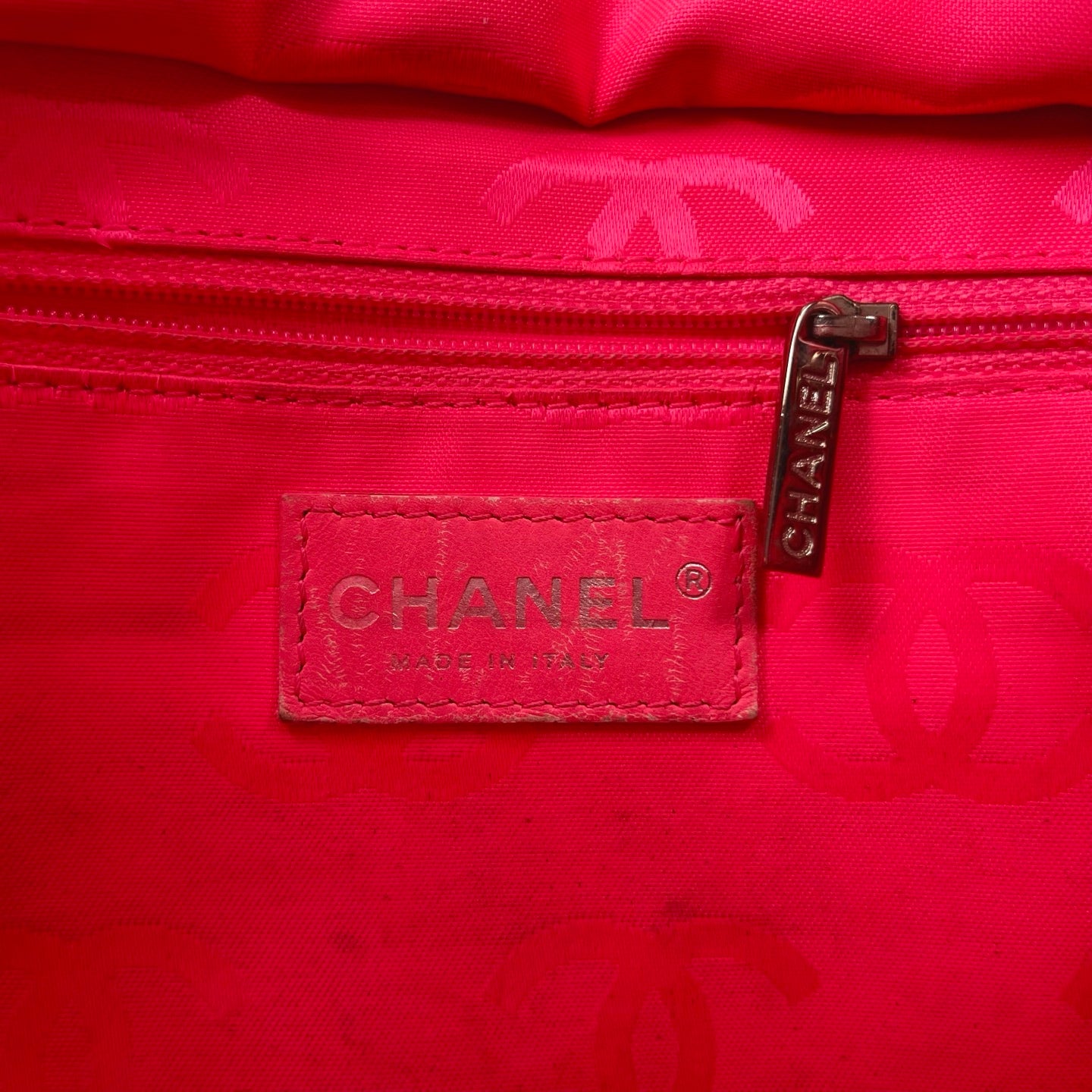 Chanel Black Calfskin Medium Cambon Tote Bag [Used]