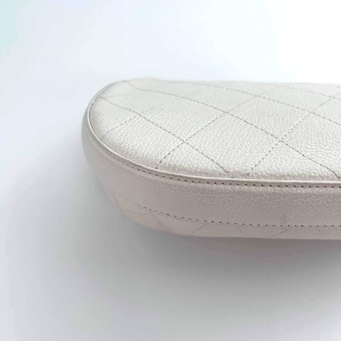 Chanel Flap Messenger Bag Milk White Caviar Leather Silver Hardware Medium[used]