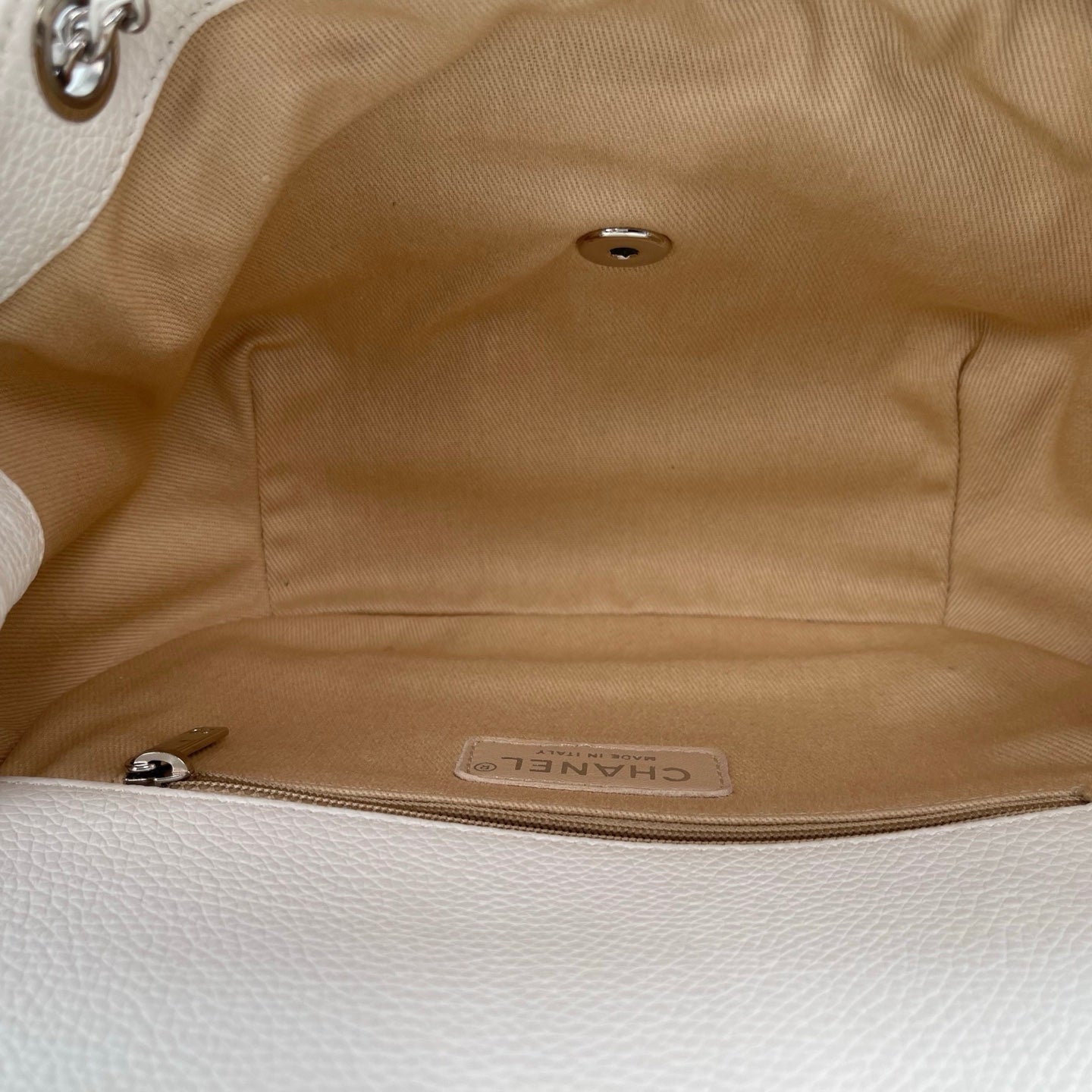Chanel Flap Messenger Bag Milk White Caviar Leather Silver Hardware Medium[used]