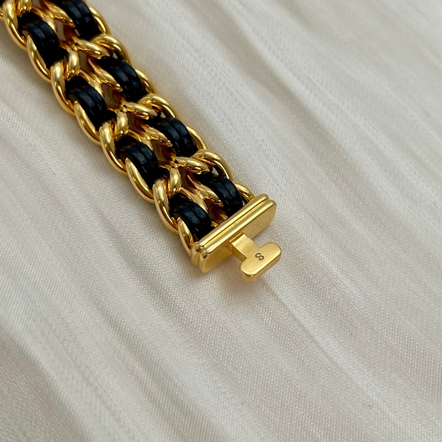 Chanel Première Black and Gold S Size Watch [Used]
