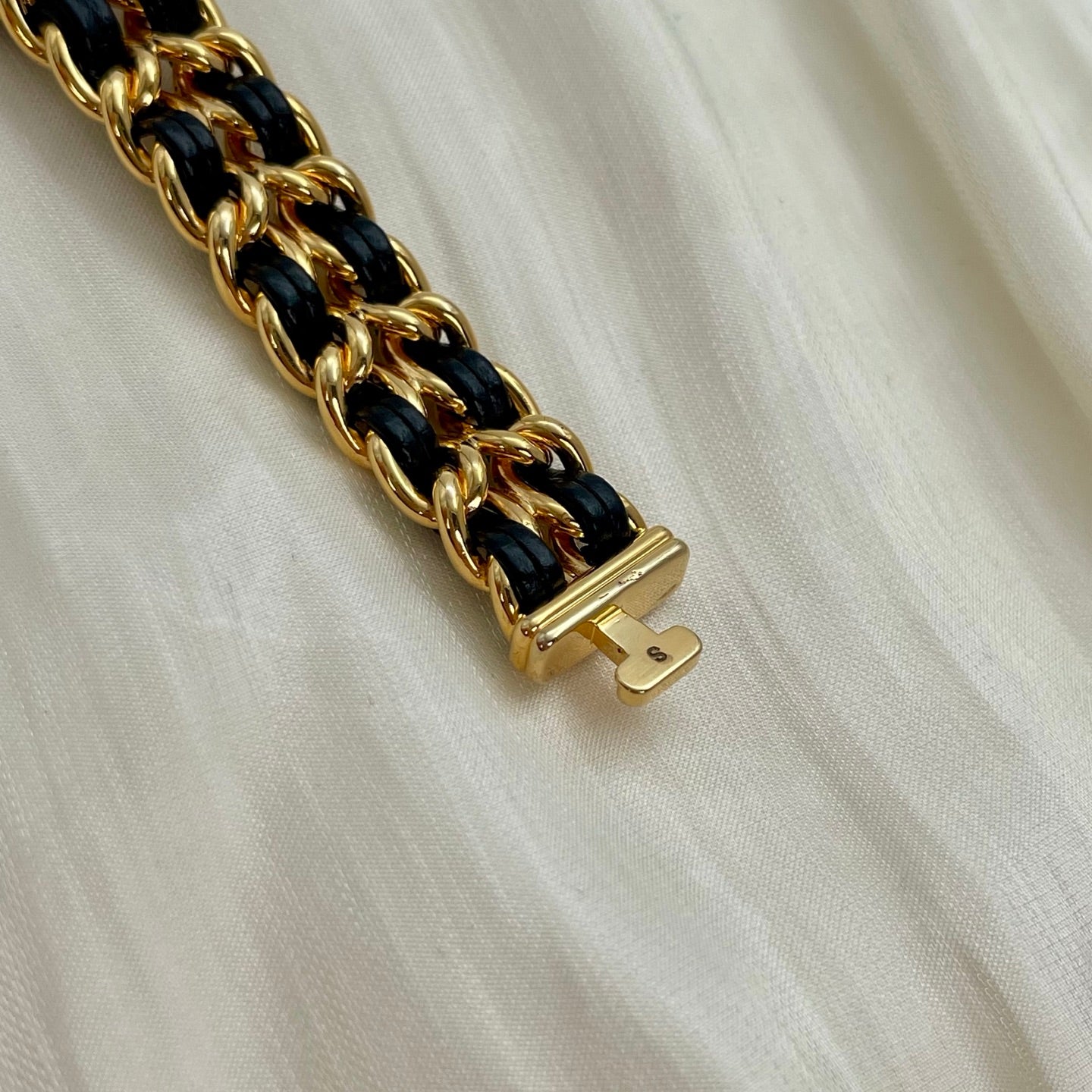 Chanel Première Black and Gold S Size Watch [Used]