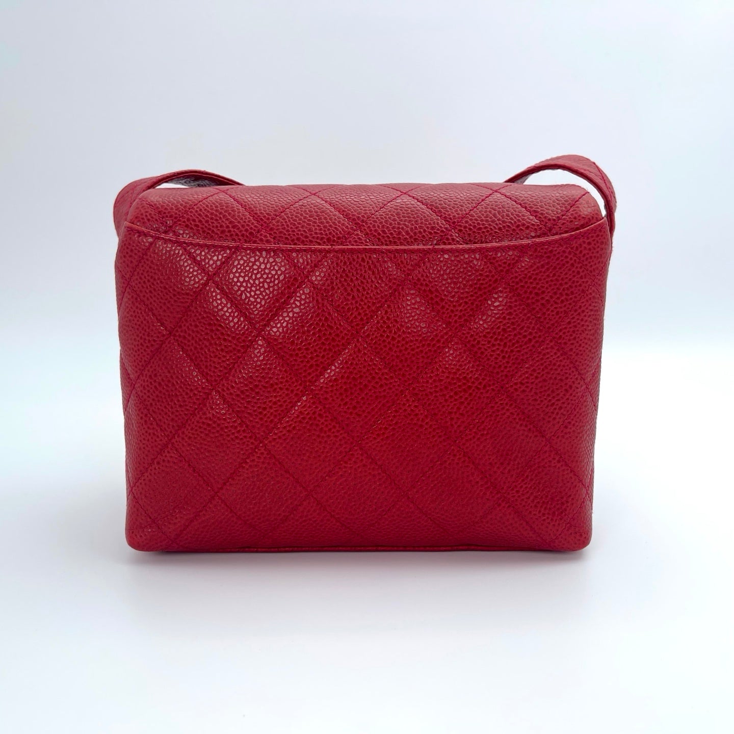 CHANEL Caviar Quilted Shoulder Bag Red [Used]