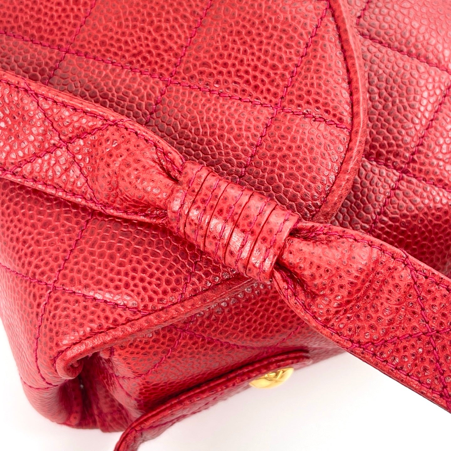 CHANEL Caviar Quilted Shoulder Bag Red [Used]