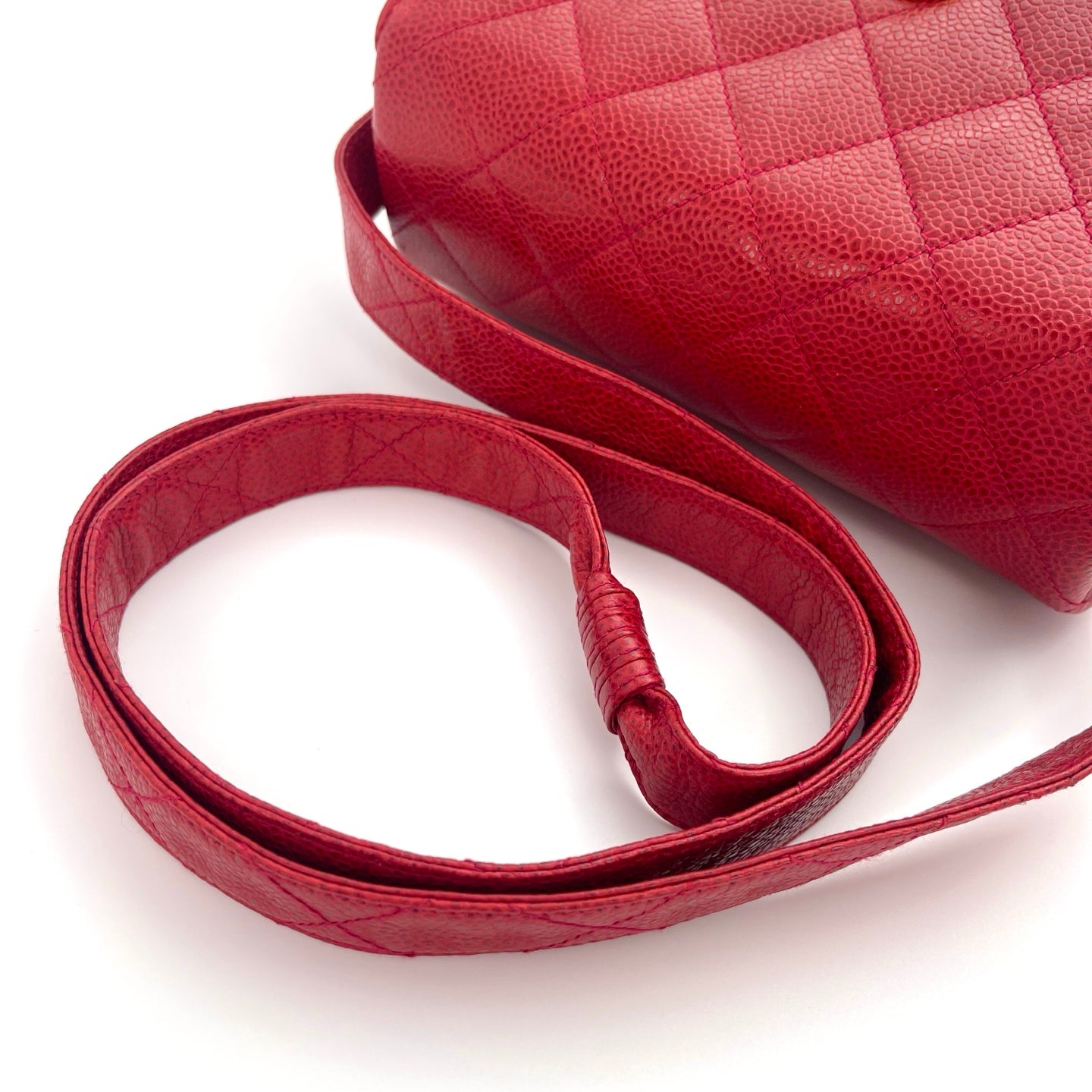CHANEL Caviar Quilted Shoulder Bag Red [Used]