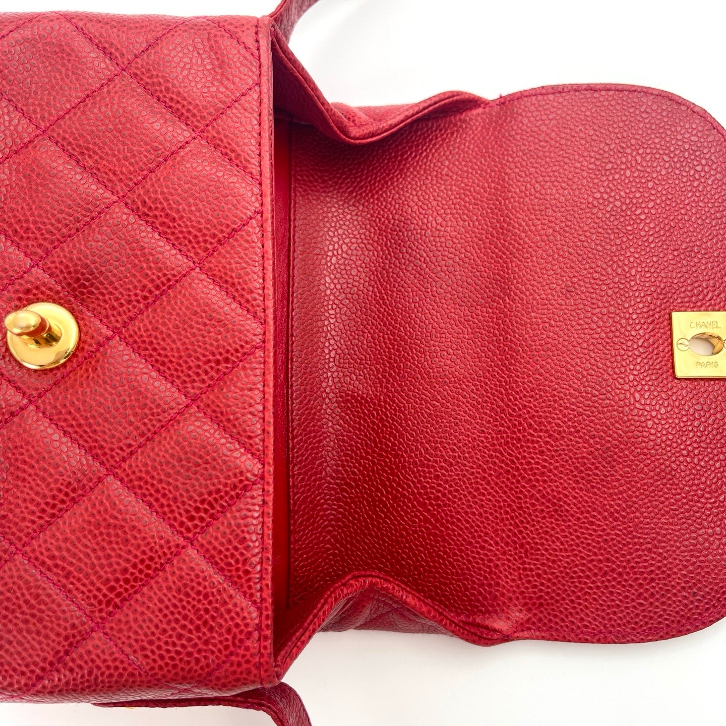 CHANEL Caviar Quilted Shoulder Bag Red [Used]