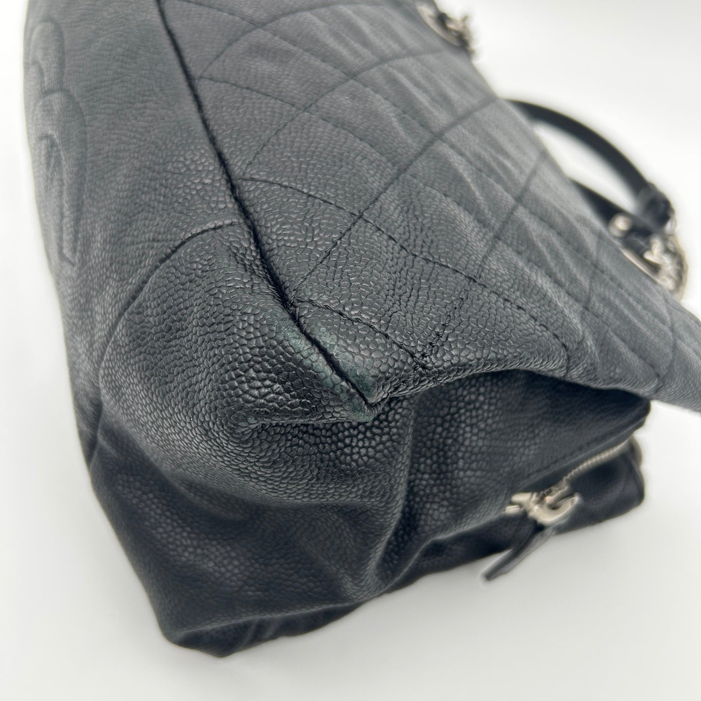 Chanel Black Calfskin Aged Silver Double Chain Shoulder Tote Bag [Used]