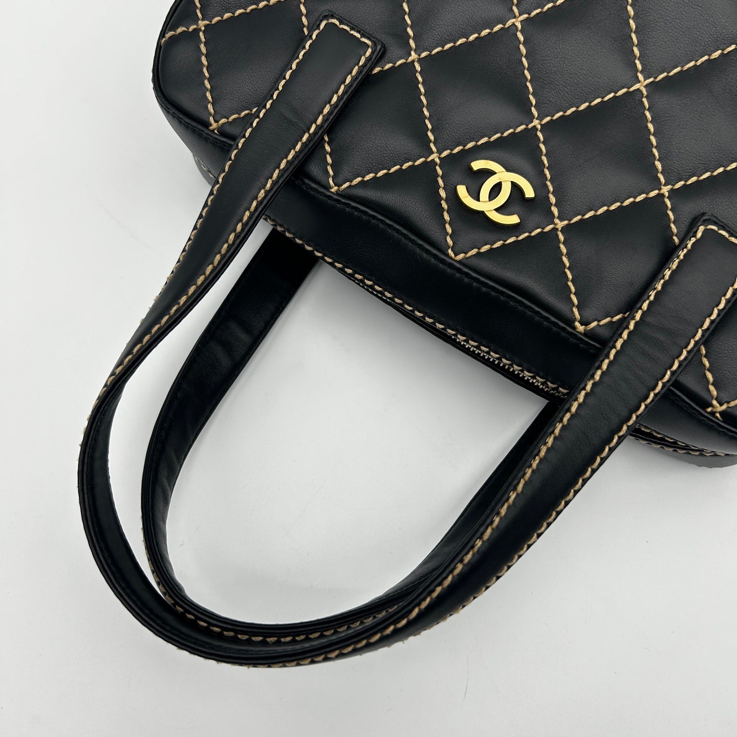 Chanel Black Lambskin Bowling Top Handle Bag Small [Used]
