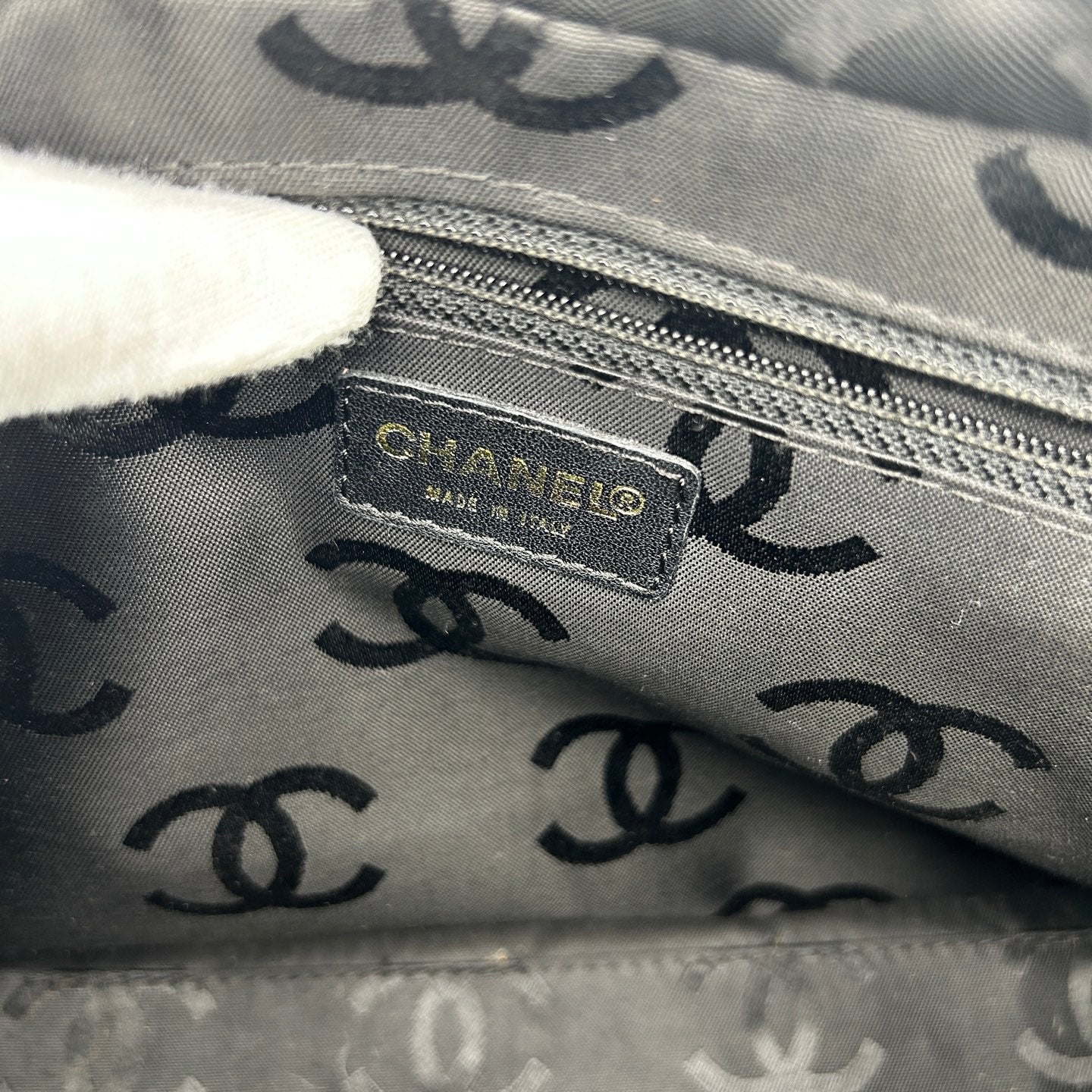 Chanel Black Lambskin Bowling Top Handle Bag Small [Used]