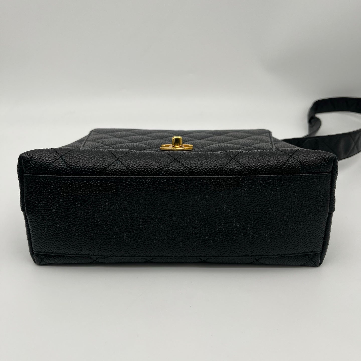 Chanel Black Caviar Leather Square Flap Shoulder Bag [Used]