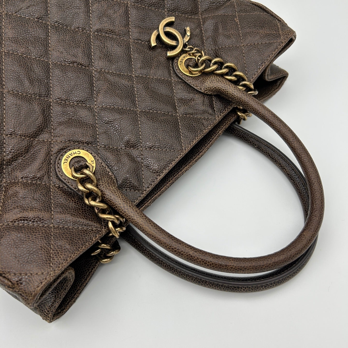 Chanel Brown Caviar Leather 2-Way Vintage Tote Bag with Gold-Tone Hardware [Used]