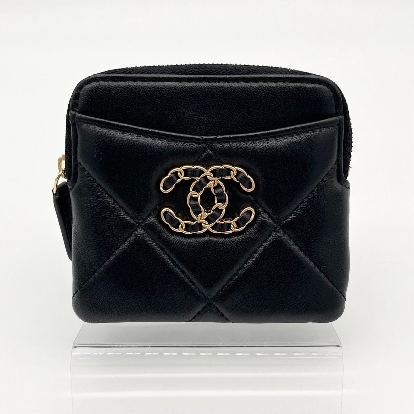 Chanel 19 Series Black Lambskin Coin Purse & Card Holder with Gold-Tone Hardware [Used]