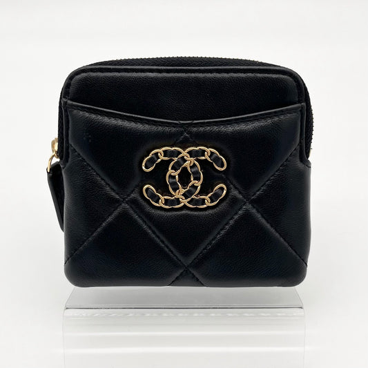 Chanel 19 Series Black Lambskin Coin Purse & Card Holder with Gold-Tone Hardware [Used]