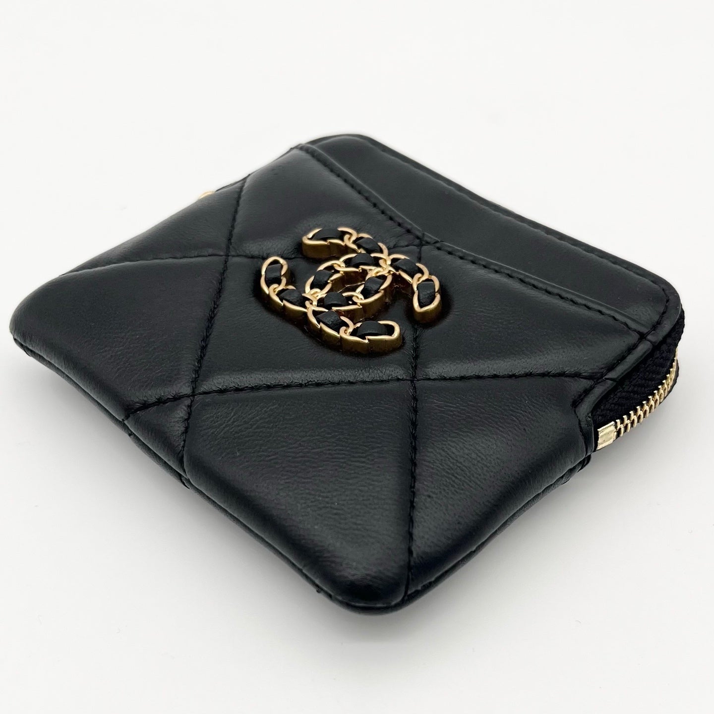 Chanel 19 Series Black Lambskin Coin Purse & Card Holder with Gold-Tone Hardware [Used]