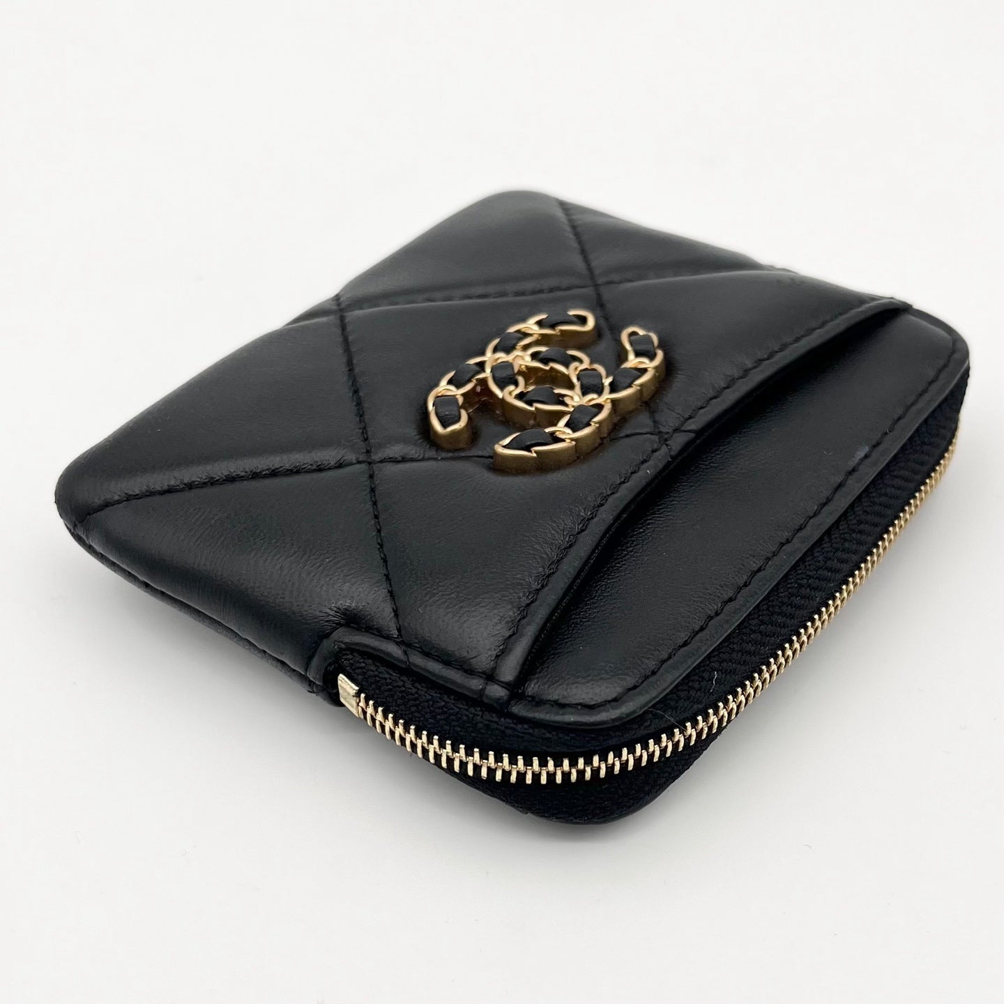 Chanel 19 Series Black Lambskin Coin Purse & Card Holder with Gold-Tone Hardware [Used]
