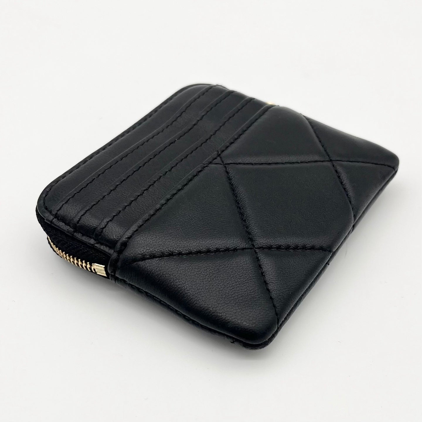 Chanel 19 Series Black Lambskin Coin Purse & Card Holder with Gold-Tone Hardware [Used]