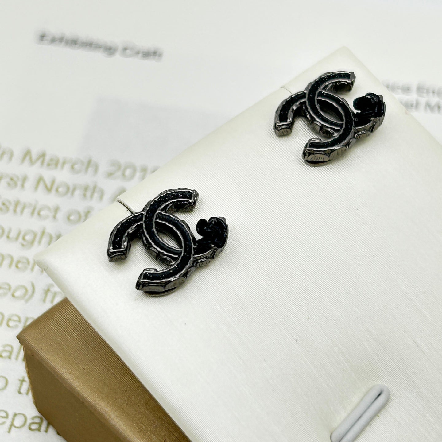 Chanel 12A Black Camellia Coco Mark Stud Earrings [Used]