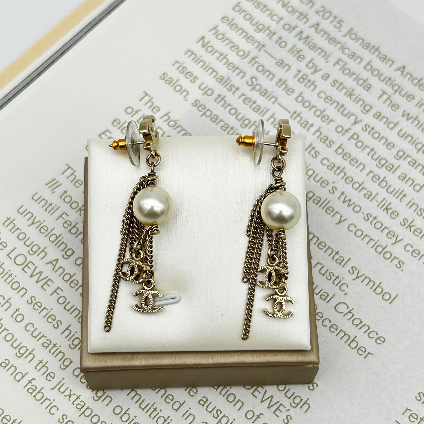 Chanel 09 Pearl Tassel Coco Mark Drop Earrings [Used]