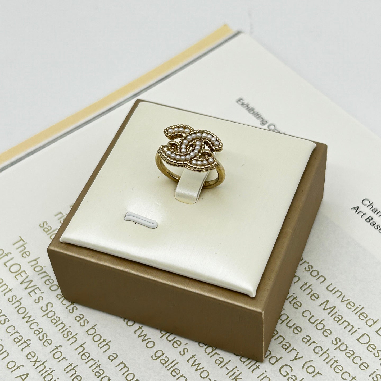 Chanel 12A Light Gold-Tone Coco Mark Pearl-Embellished Ring [Used]