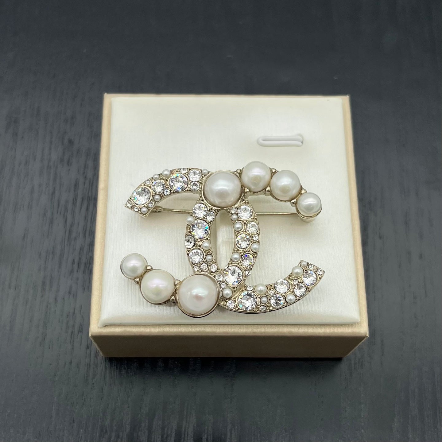 Chanel Gold-Tone Crystal & Pearl CC Brooch [Used]